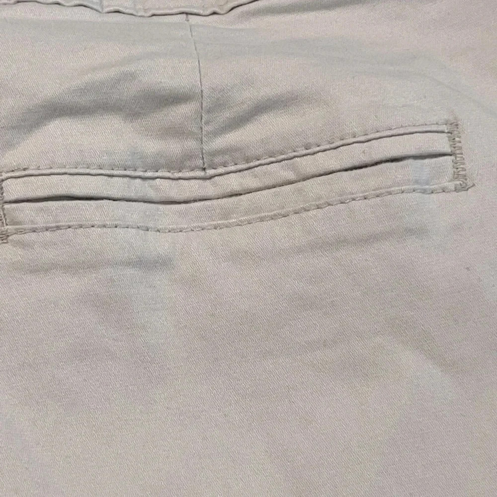 Lee relaxed fit women classic style 4 pocket pants size 16 m color Parchment - Picture 6 of 15